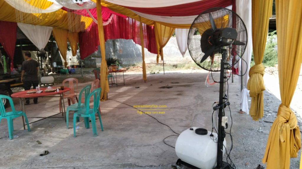 Misty fan dengan informasi konsumsi daya listrik dalam watt untuk kebutuhan event outdoor