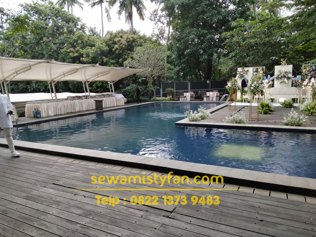 Unit misty fan beroperasi di area acara outdoor sebagai layanan sewa misty fan untuk acara outdoor Tangerang agar tamu tetap nyaman