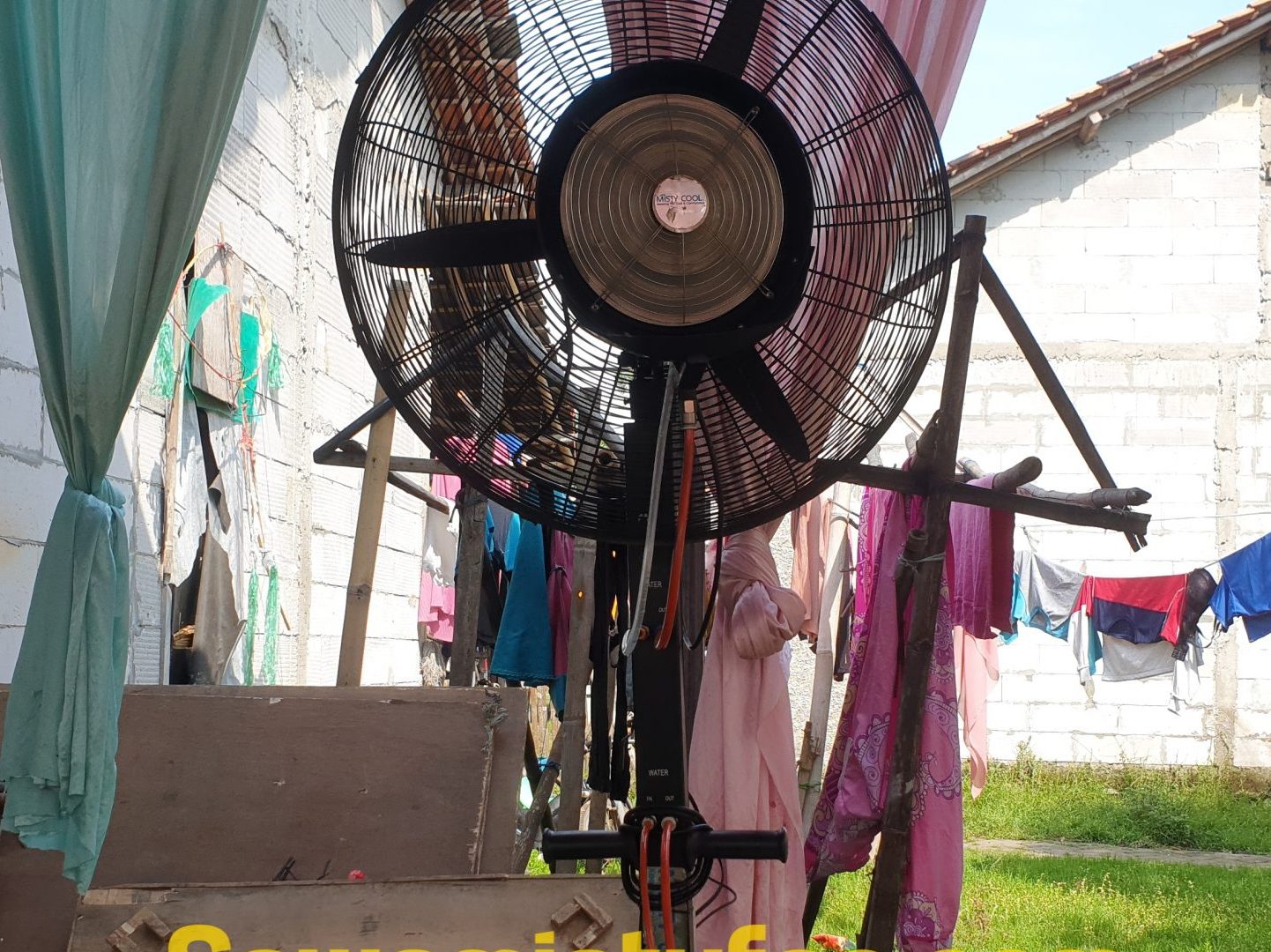 Unit blower berkapasitas besar untuk layanan Sewa Blower Pernikahan Tangerang yang membantu menjaga sirkulasi udara di area resepsi