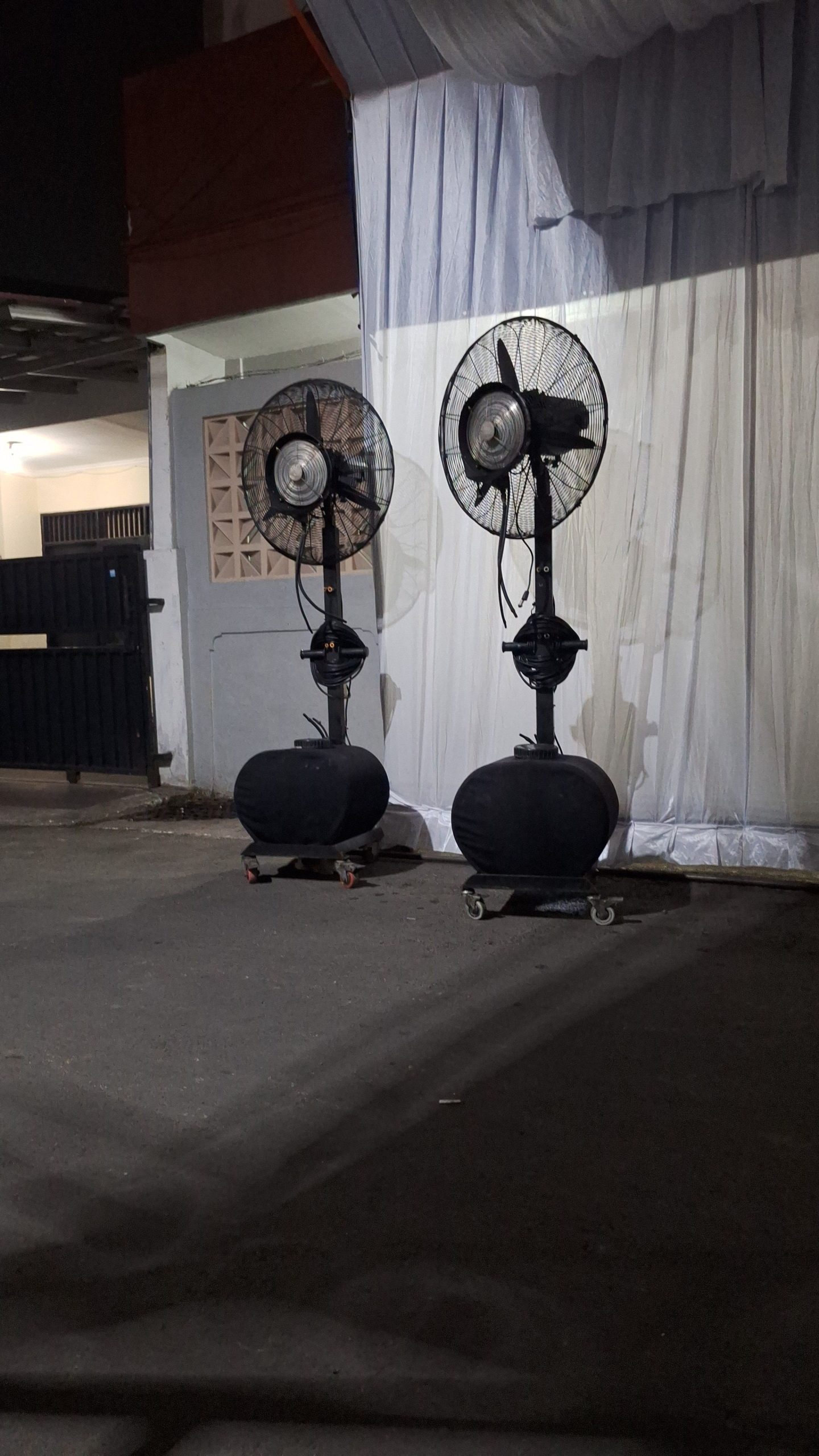 Sewa misty fan wedding BSD