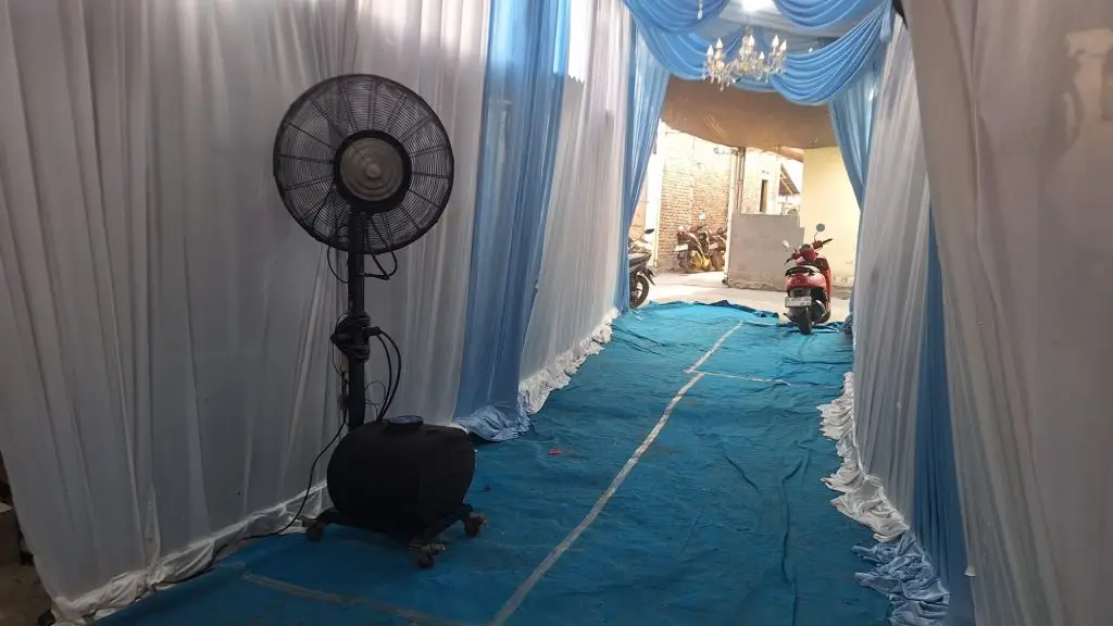 Review kipas angin industrial berukuran besar untuk sirkulasi udara di gudang, pabrik, dan area acara outdoor